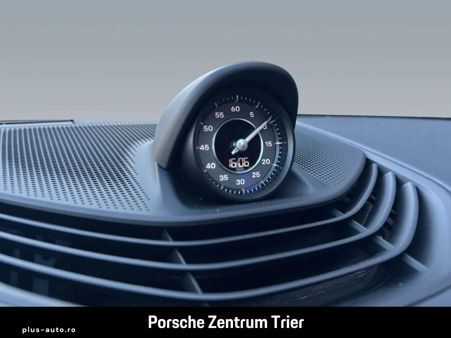 PORSCHE Taycan 4 Cross Turismo InnoDrive Surround-View
