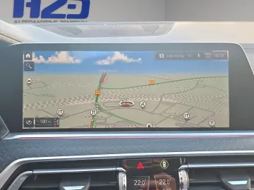 BMW X6 40i xDri M-Sport STNDHZ HUP PANO AHK H&K 360