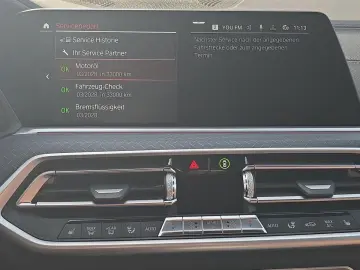 BMW X6 40i xDri M-Sport STNDHZ HUP PANO AHK H&K 360