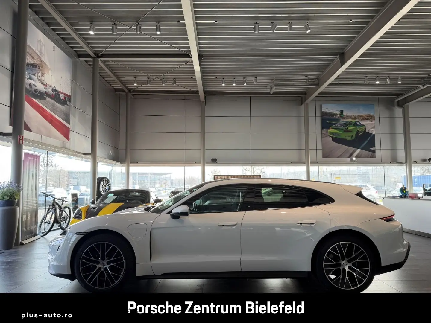 PORSCHE Taycan Sport Turismo Luftfederung Rückfahrkamera