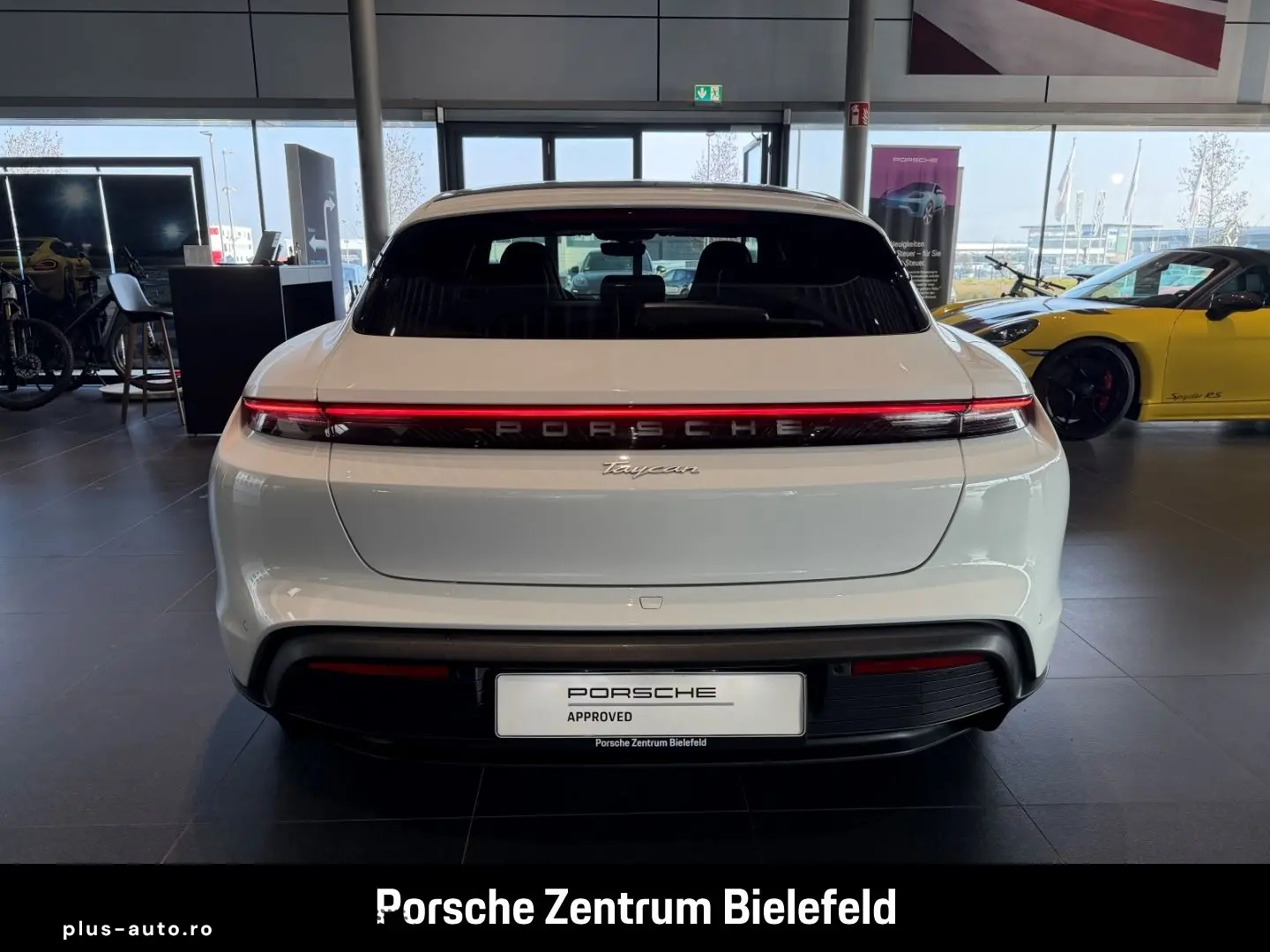 PORSCHE Taycan Sport Turismo Luftfederung Rückfahrkamera