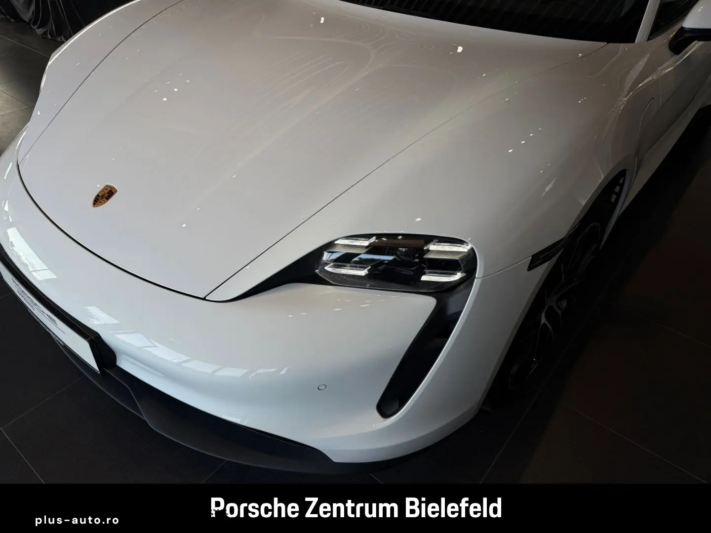 PORSCHE Taycan Sport Turismo Luftfederung Rückfahrkamera