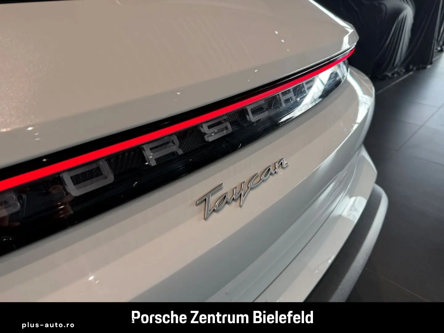 PORSCHE Taycan Sport Turismo Luftfederung Rückfahrkamera