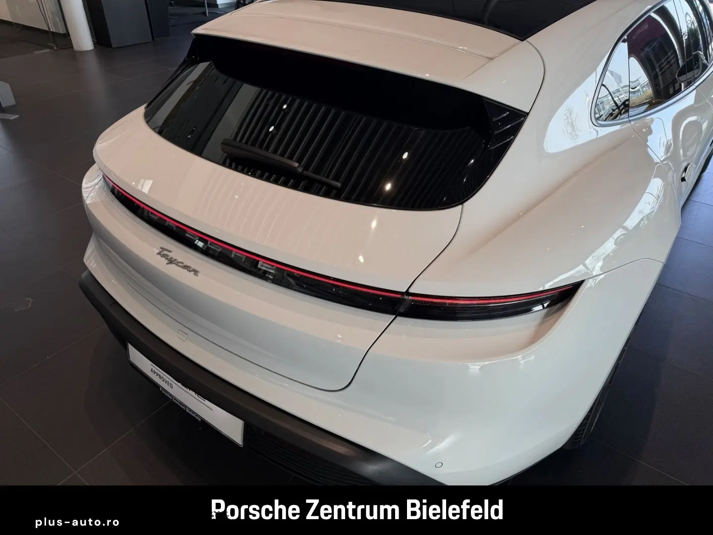 PORSCHE Taycan Sport Turismo Luftfederung Rückfahrkamera