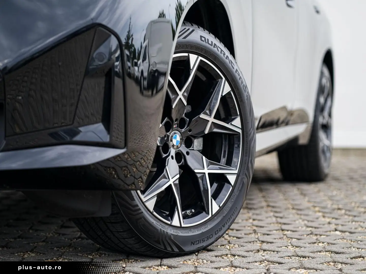 BMW X3 20i xDr MSp 360  Panoramic Keyless ACC HUD