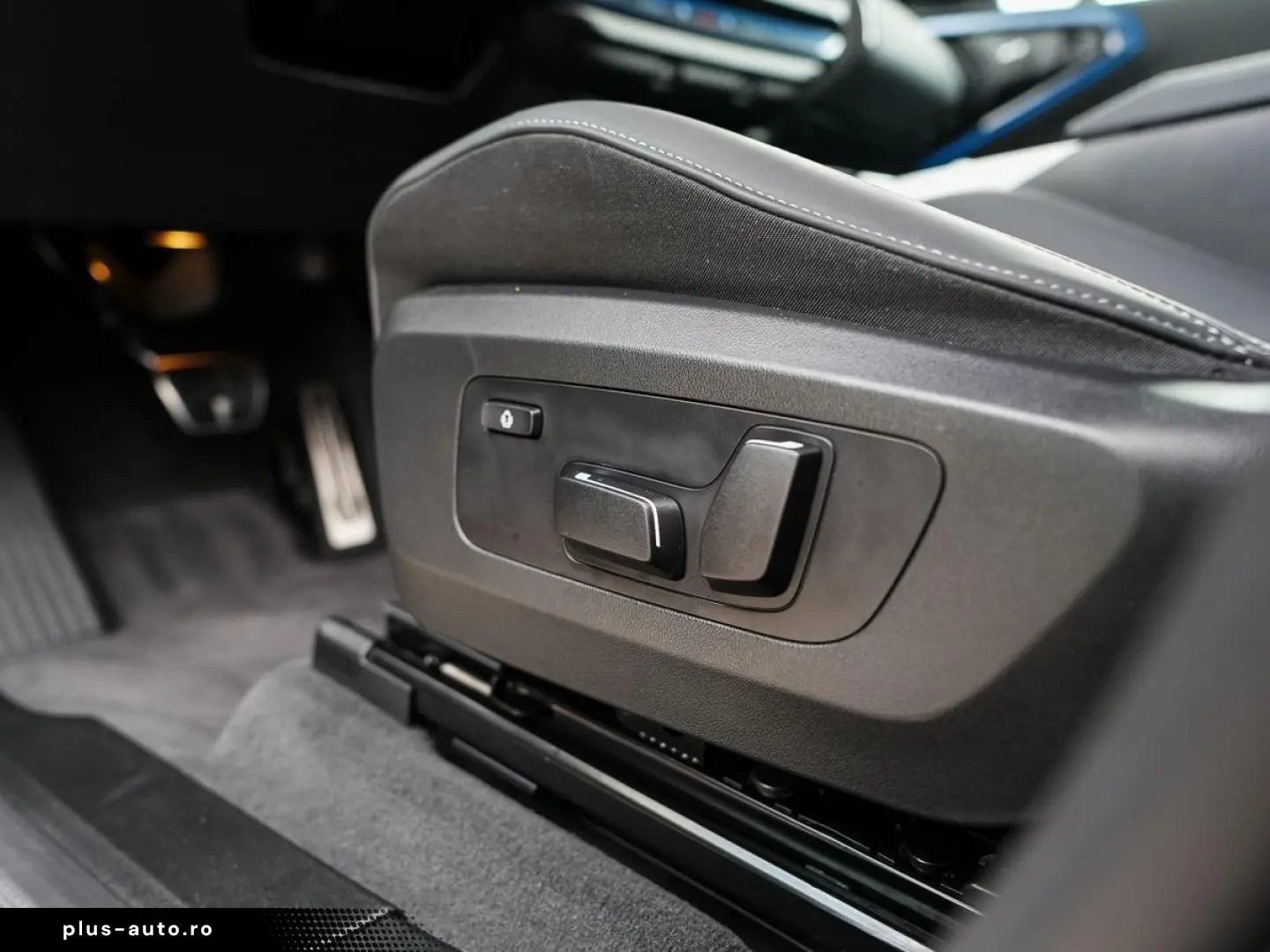 BMW X3 20i xDr MSp 360  Panoramic Keyless ACC HUD