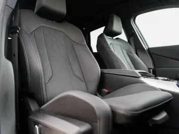 BMW X3 20i xDr MSp 360  Panoramic Keyless ACC HUD