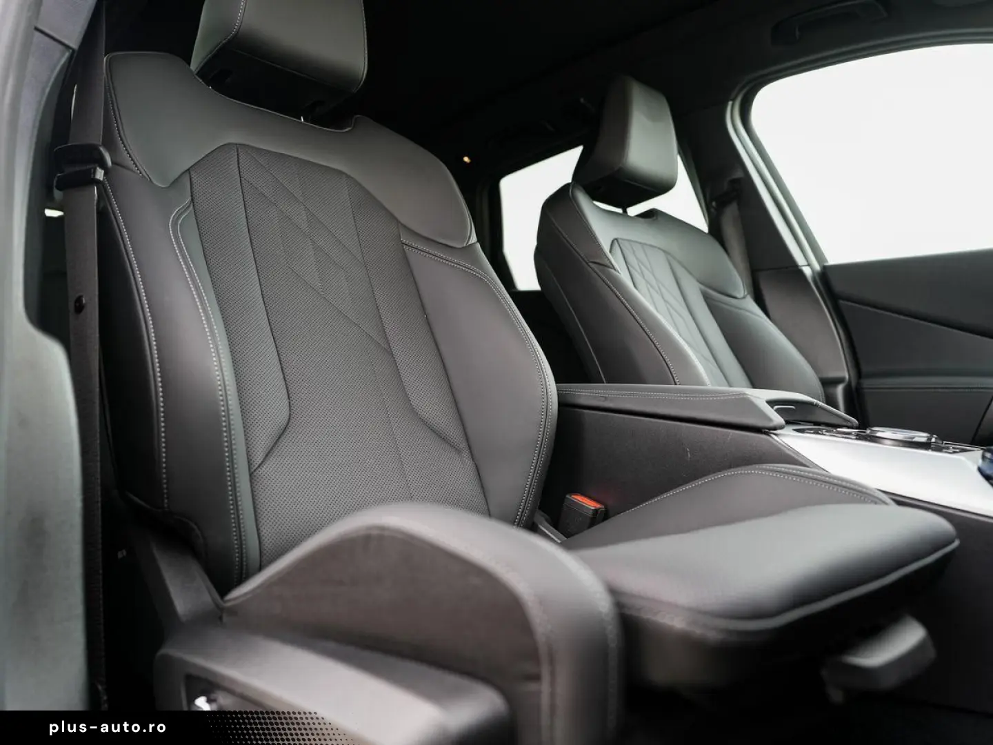 BMW X3 20i xDr MSp 360  Panoramic Keyless ACC HUD