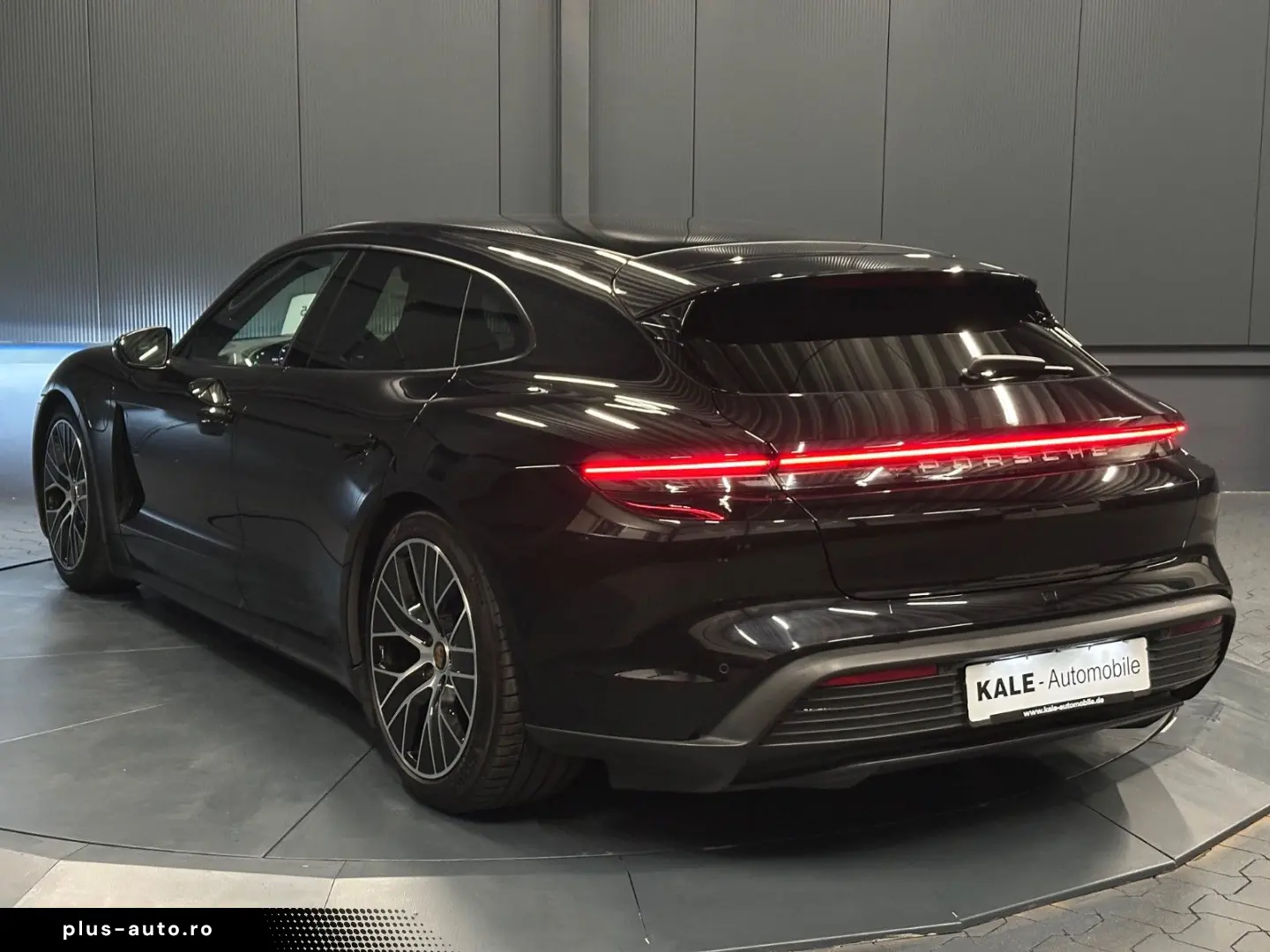 PORSCHE Taycan Sport Turismo 20Zoll PANORAMA Wärmepumpe