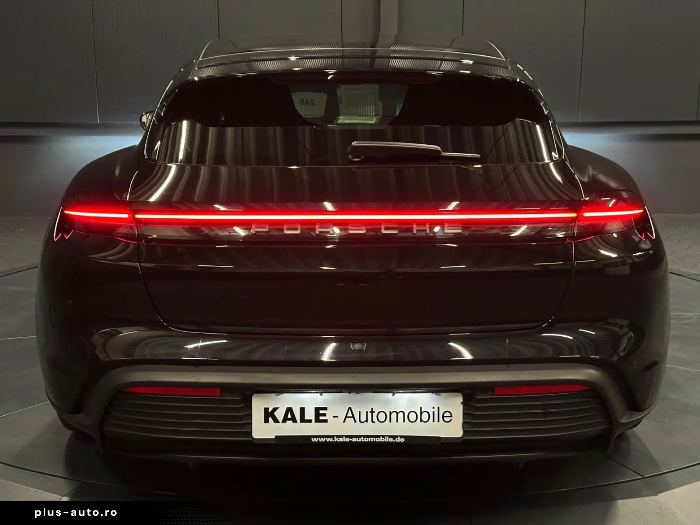 PORSCHE Taycan Sport Turismo 20Zoll PANORAMA Wärmepumpe