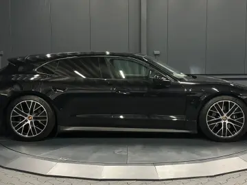 PORSCHE Taycan Sport Turismo 20Zoll PANORAMA Wärmepumpe