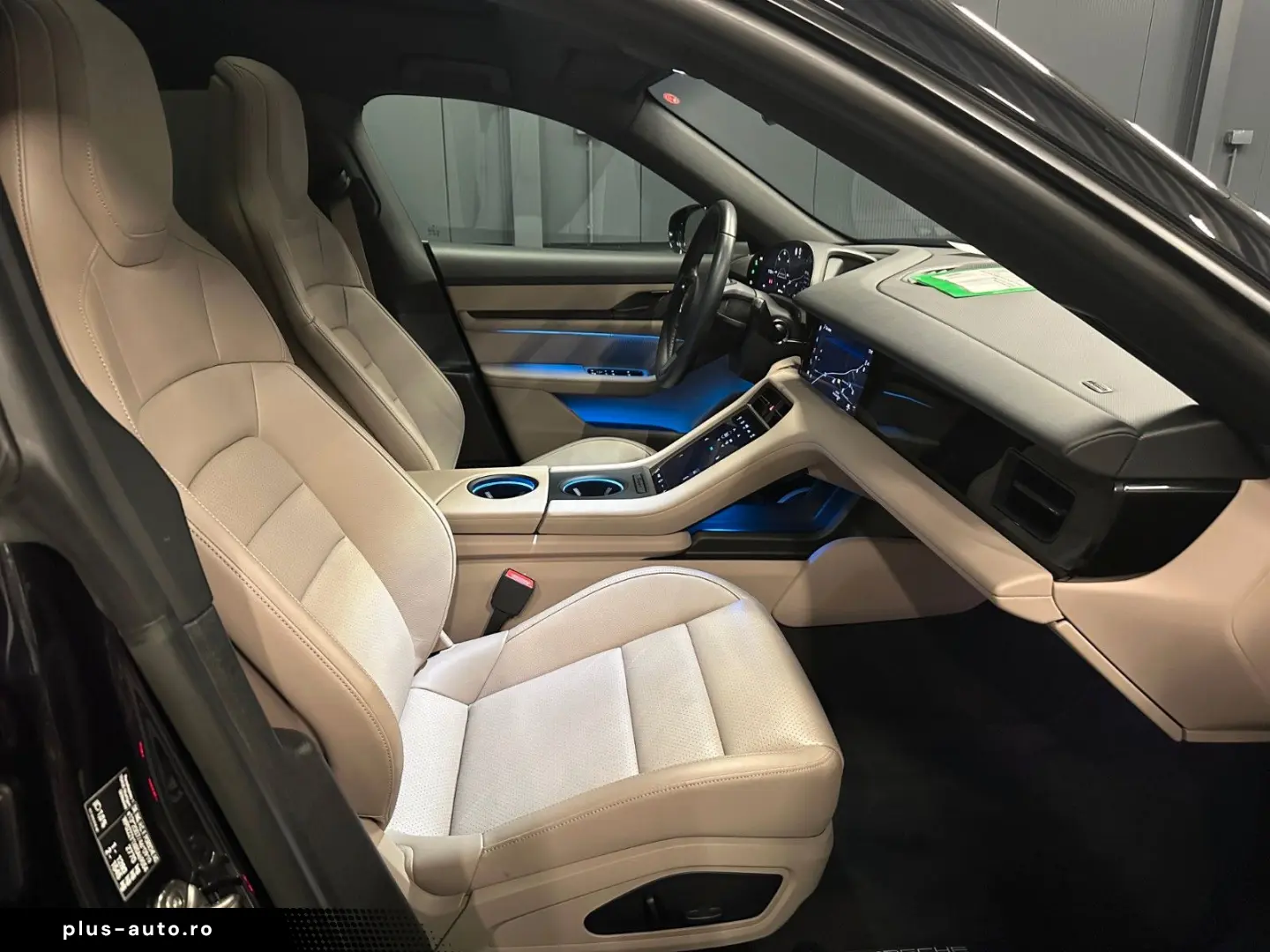 PORSCHE Taycan Sport Turismo 20Zoll PANORAMA Wärmepumpe