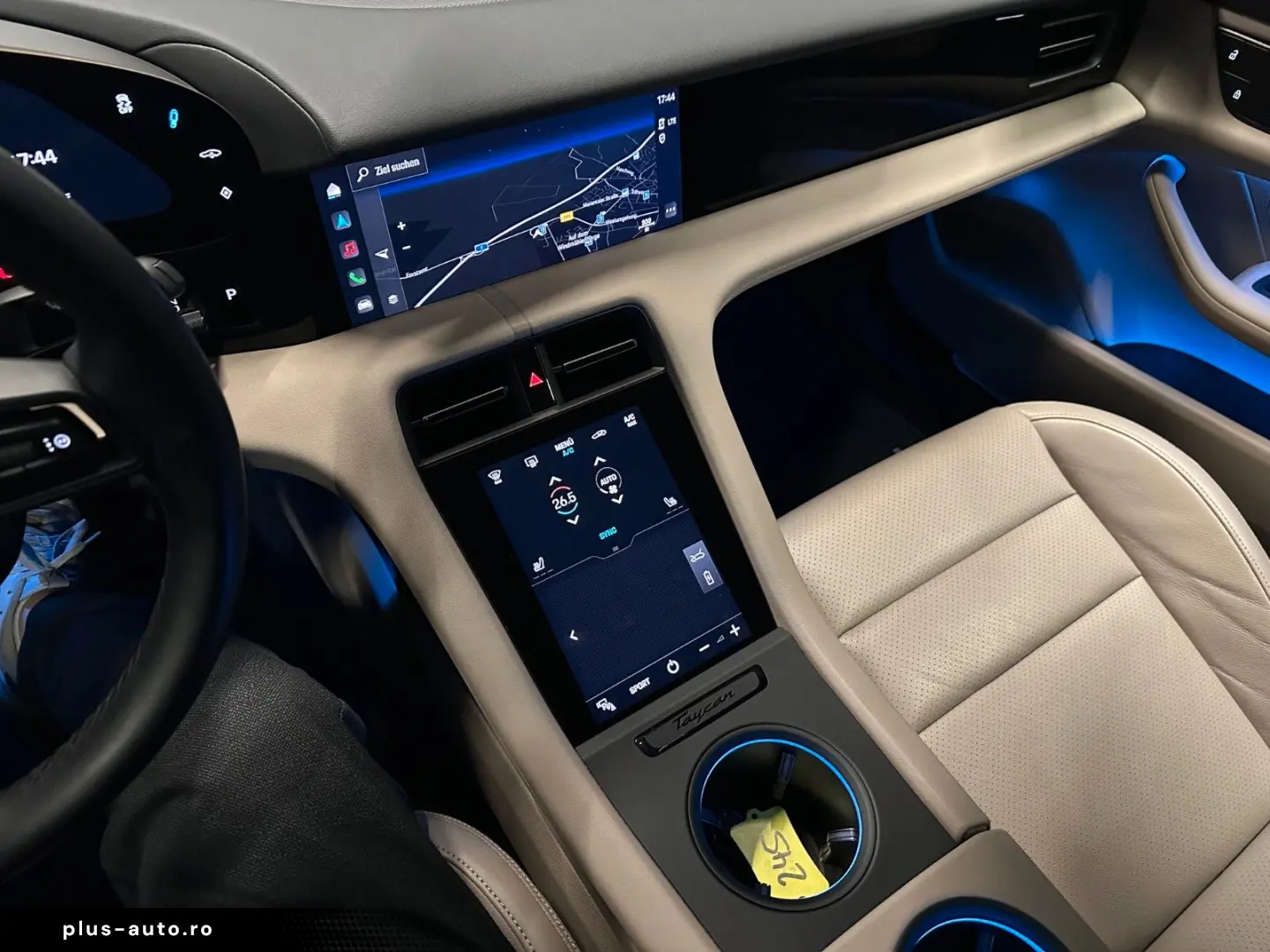 PORSCHE Taycan Sport Turismo 20Zoll PANORAMA Wärmepumpe