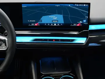 BMW i5 40 eDrive M Sport Pro Paket PANORAMA AHK