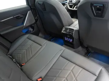 BMW i5 40 eDrive M Sport Pro Paket PANORAMA AHK