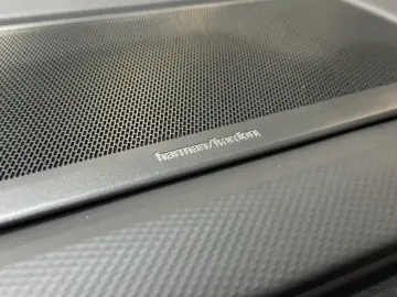 VW T7 Multivan STYLE STHZ H&K TISCH AHK VIS_A_VIS