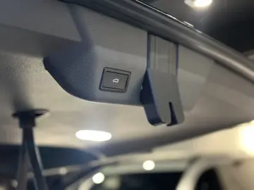 VW T7 Multivan STYLE STHZ H&K TISCH AHK VIS_A_VIS