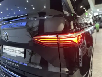 VW T7 Multivan STYLE STHZ H&K TISCH AHK VIS_A_VIS