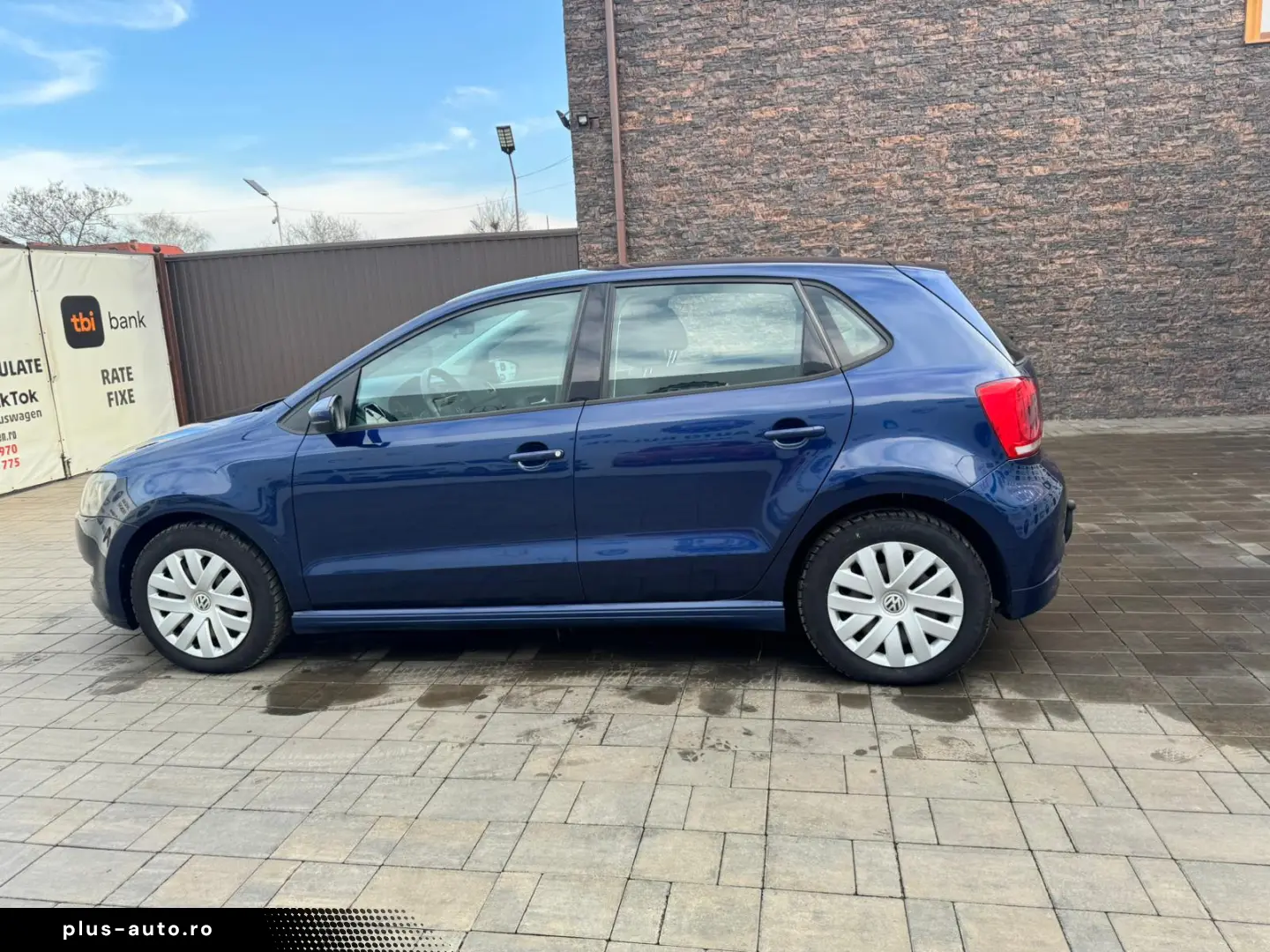 Volkswagen POLO 2012