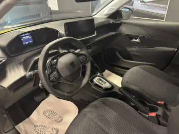 PEUGEOT 208 STYLE 1.2 HYBRID 110 CP E-DCS6