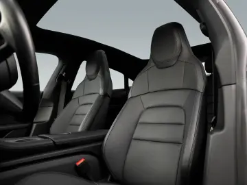 PORSCHE Taycan Sport Chrono Paket Performancebatterie