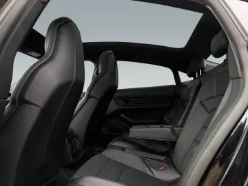PORSCHE Taycan Sport Chrono Paket Performancebatterie