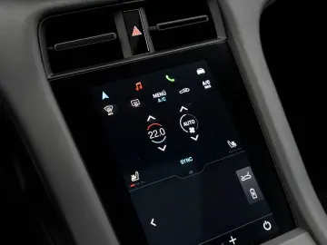 PORSCHE Taycan Sport Chrono Paket Performancebatterie