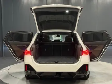 BMW 520d Touring M-Sport LEDER Braun PANORAMA Innov.