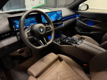 BMW 520d Touring M-Sport LEDER Braun PANORAMA Innov.