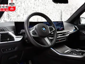 BMW X7 xDrive40d M SPORT PRO EXECUTIVE DRIVE PRO SKY