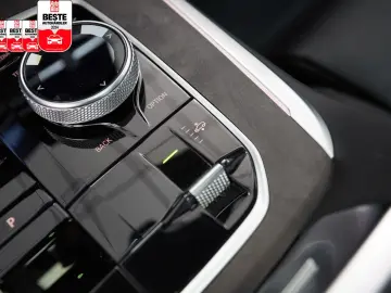 BMW X7 xDrive40d M SPORT PRO EXECUTIVE DRIVE PRO SKY