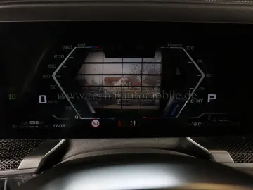 BMW M760 e ExecSeating.M-PerfPaket.TV.AutTürTwo Tone