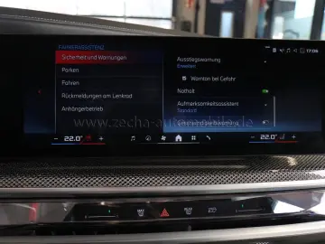 BMW M760 e ExecSeating.M-PerfPaket.TV.AutTürTwo Tone
