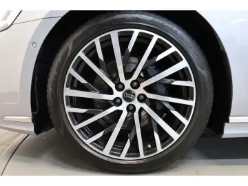 AUDI A8 50 TDI quattro B&O LED Head-up RFK NAV