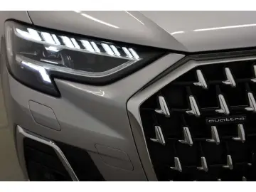 AUDI A8 50 TDI quattro B&O LED Head-up RFK NAV