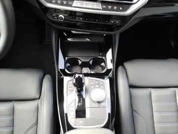 BMW X4 M40 i   AHK   Harman   HUD   PANO