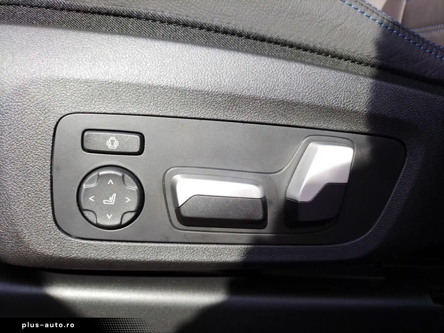 BMW X4 M40 i   AHK   Harman   HUD   PANO