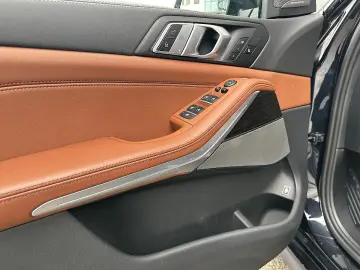 BMW X5 xDrive50e PHEV 25 7kWh Aut. M-Paket  Panor...