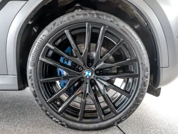 BMW X6 xDrive40d M Sport PANO ACC AHK RFK NAVI LED