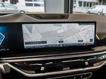 BMW X6 xDrive40d M Sport PANO ACC AHK RFK NAVI LED