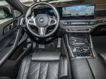 BMW X6 xDrive40d M Sport PANO ACC AHK RFK NAVI LED