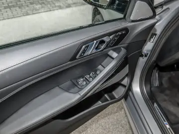 BMW X6 xDrive40d M Sport PANO ACC AHK RFK NAVI LED