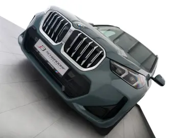 BMW X1 xDrive23d M Sport PANO ACC RFK AHK 18  8-fach