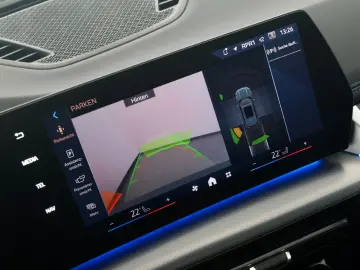 BMW X1 xDrive23d M Sport PANO ACC RFK AHK 18  8-fach