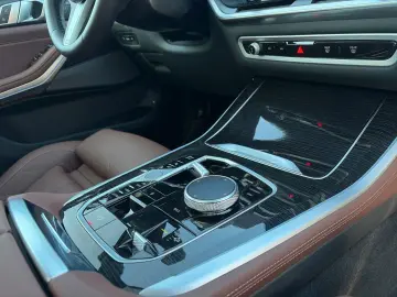 BMW X5 xDrive50e M Sport Pro 22 Komfortsitz ACC Pano