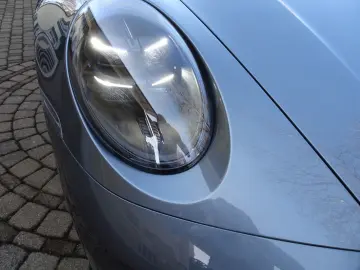 PORSCHE 992.2 Carrera 4 GTS T-Hybrid Cabrio 6.000 km !
