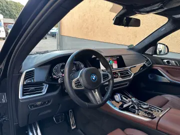 BMW X5 xDr45e M Sport PANO-SKY B&W 3xTV Sitzkl 360