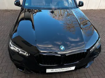 BMW X5 xDr45e M Sport PANO-SKY B&W 3xTV Sitzkl 360