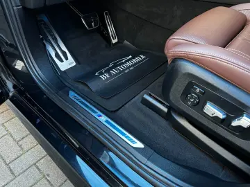 BMW X5 xDr45e M Sport PANO-SKY B&W 3xTV Sitzkl 360