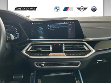 BMW X5 xDrive45e AHK HUD Pan.Glasdach LKH